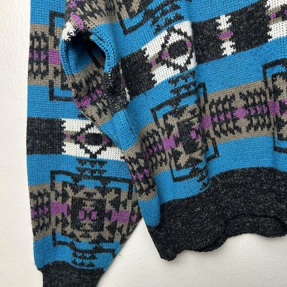 Vintage St John’s Bay Women’s Southwestern Knit Sweater Size M Retro Aztec Boho - Picture 4 of 8